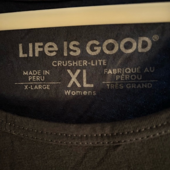 Denver Hayes xl grey top- black xl Life is Good Tank Tops - new or like new - Picture 8 of 10